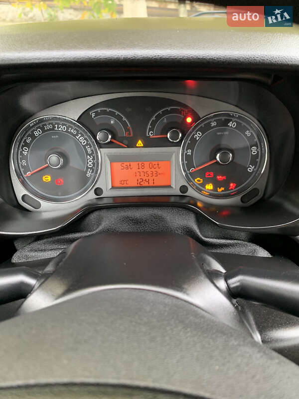 Седан Fiat Linea 2012 в Сумах фото 16 Седан Fiat Linea 2012 в Сумах