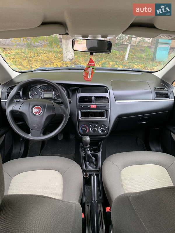 Седан Fiat Linea 2012 в Сумах фото 19 Седан Fiat Linea 2012 в Сумах