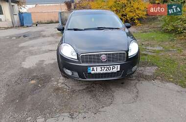Седан Fiat Linea 2011 в  фото 8 Седан Fiat Linea 2011 в