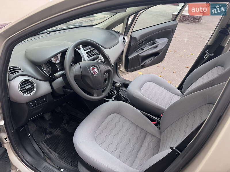 Седан Fiat Linea 2013 в Хмельницком фото 7 Седан Fiat Linea 2013 в Хмельницком