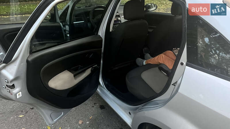 Седан Fiat Linea 2010 в Одессе фото 14 Седан Fiat Linea 2010 в Одессе