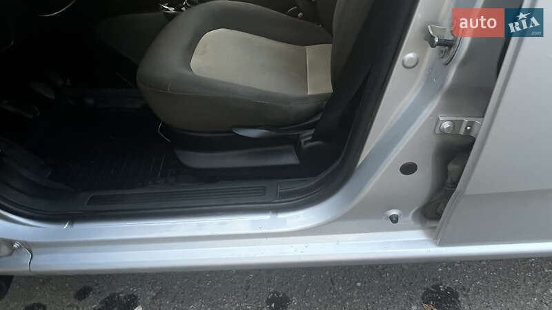 Седан Fiat Linea 2010 в Одессе фото 19 Седан Fiat Linea 2010 в Одессе