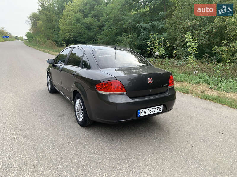 Седан Fiat Linea 2008 в Звенигородке