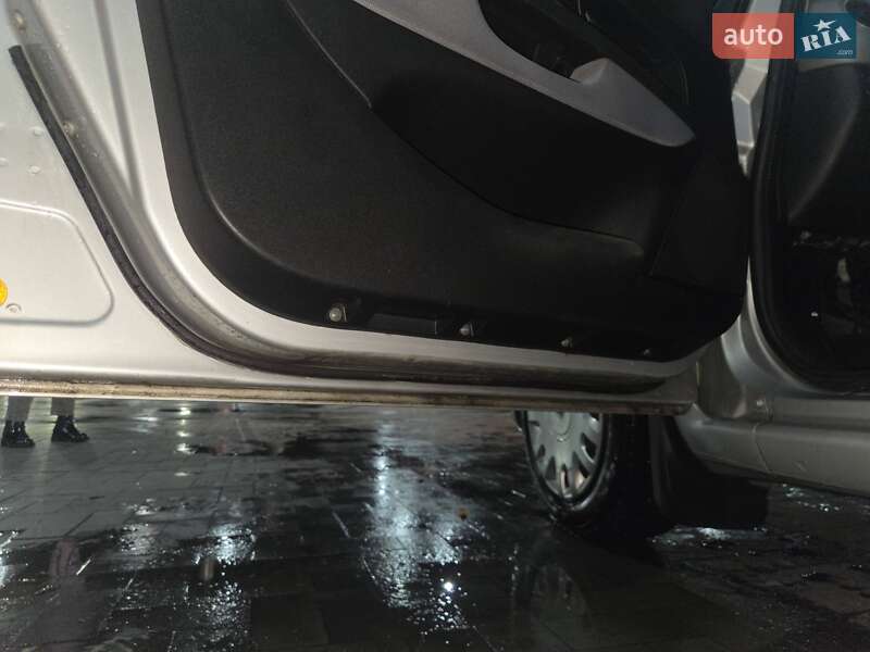 Седан Fiat Linea 2013 в Кременчуге фото 18 Седан Fiat Linea 2013 в Кременчуге