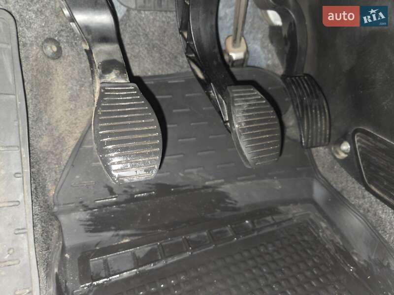 Седан Fiat Linea 2013 в Кременчуге фото 28 Седан Fiat Linea 2013 в Кременчуге