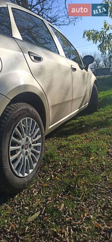 Седан Fiat Linea 2012 в Одессе