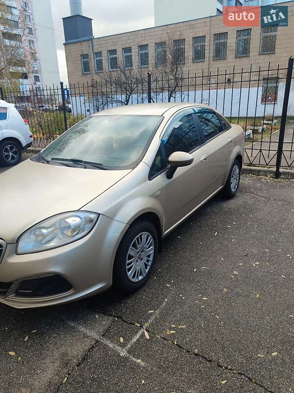 Седан Fiat Linea 2014 в Киеве
