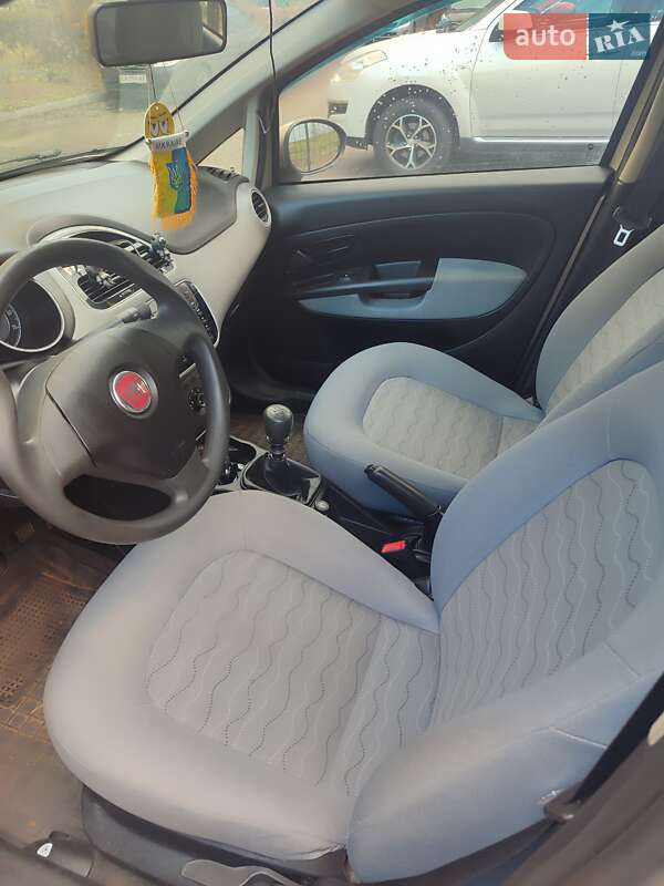 Седан Fiat Linea 2014 в Киеве