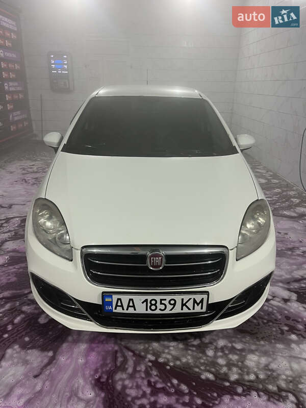 Седан Fiat Linea 2013 в Киеве фото 2 Седан Fiat Linea 2013 в Киеве