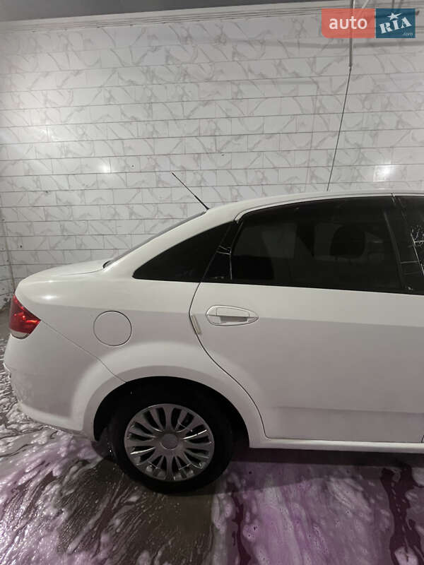 Седан Fiat Linea 2013 в Киеве фото 21 Седан Fiat Linea 2013 в Киеве