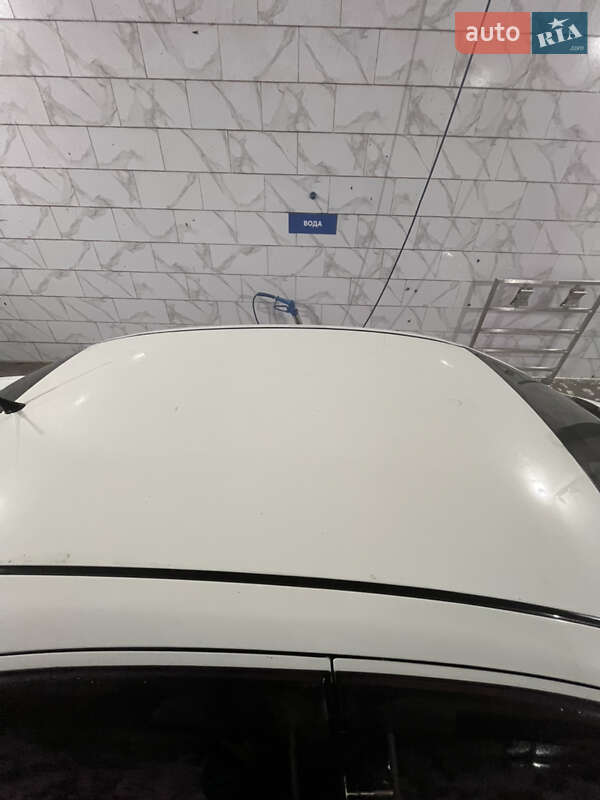 Седан Fiat Linea 2013 в Киеве фото 25 Седан Fiat Linea 2013 в Киеве