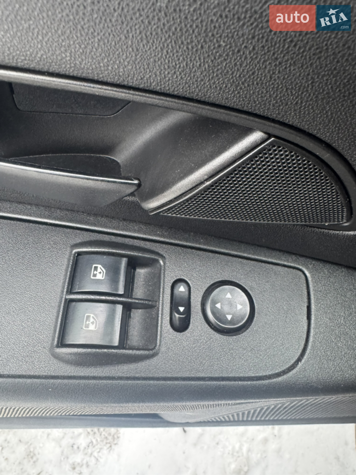 2011 Fiat Linea - мініатюра 20