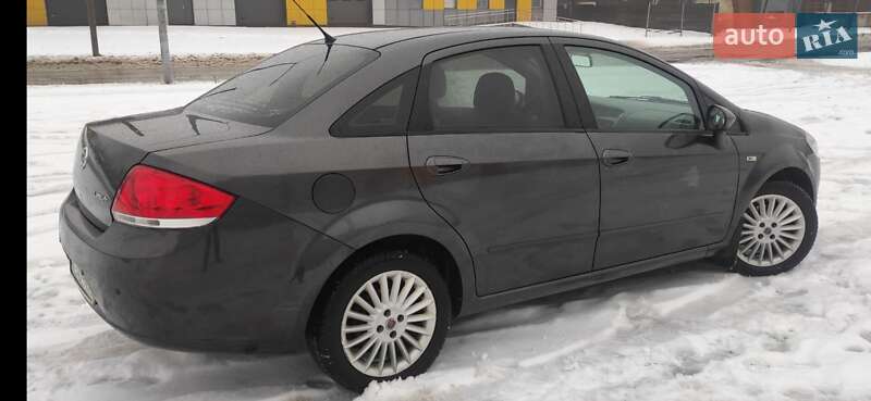 Седан Fiat Linea 2009 в Харькове