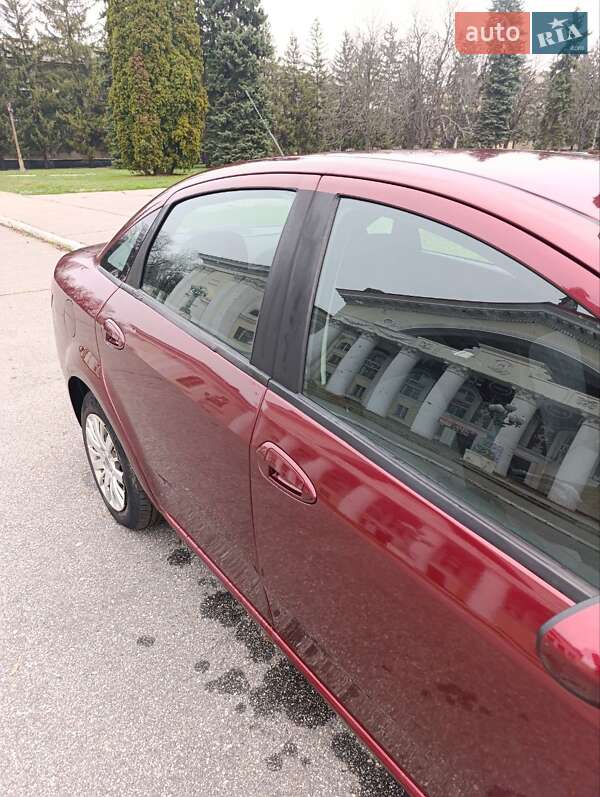 Седан Fiat Linea 2007 в Желтых Водах