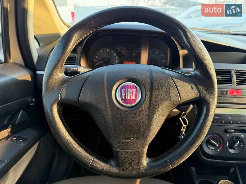 Седан Fiat Linea 2007 в Киеве