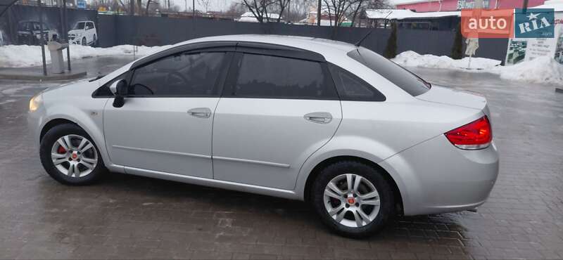 Седан Fiat Linea 2007 в Рогатині