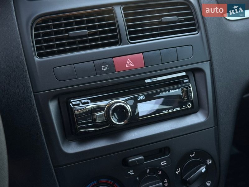 Седан Fiat Linea 2012 в Харькове фото 20 Седан Fiat Linea 2012 в Харькове