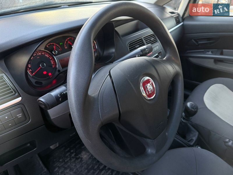 Седан Fiat Linea 2012 в Харькове фото 25 Седан Fiat Linea 2012 в Харькове