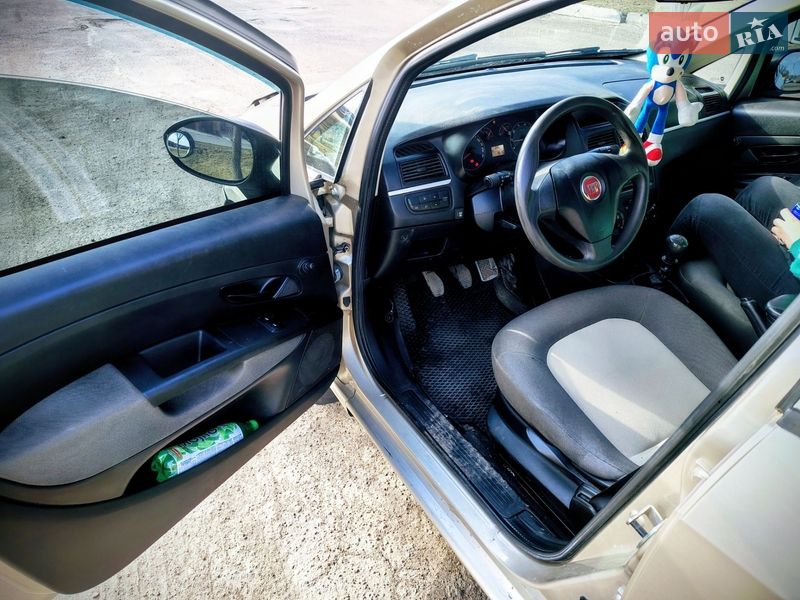 Седан Fiat Linea 2010 в Кропивницком фото 4 Седан Fiat Linea 2010 в Кропивницком