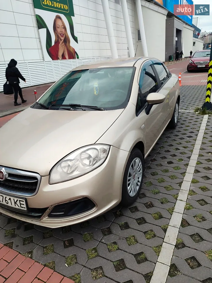 2013 Fiat Linea - мініатюра 16