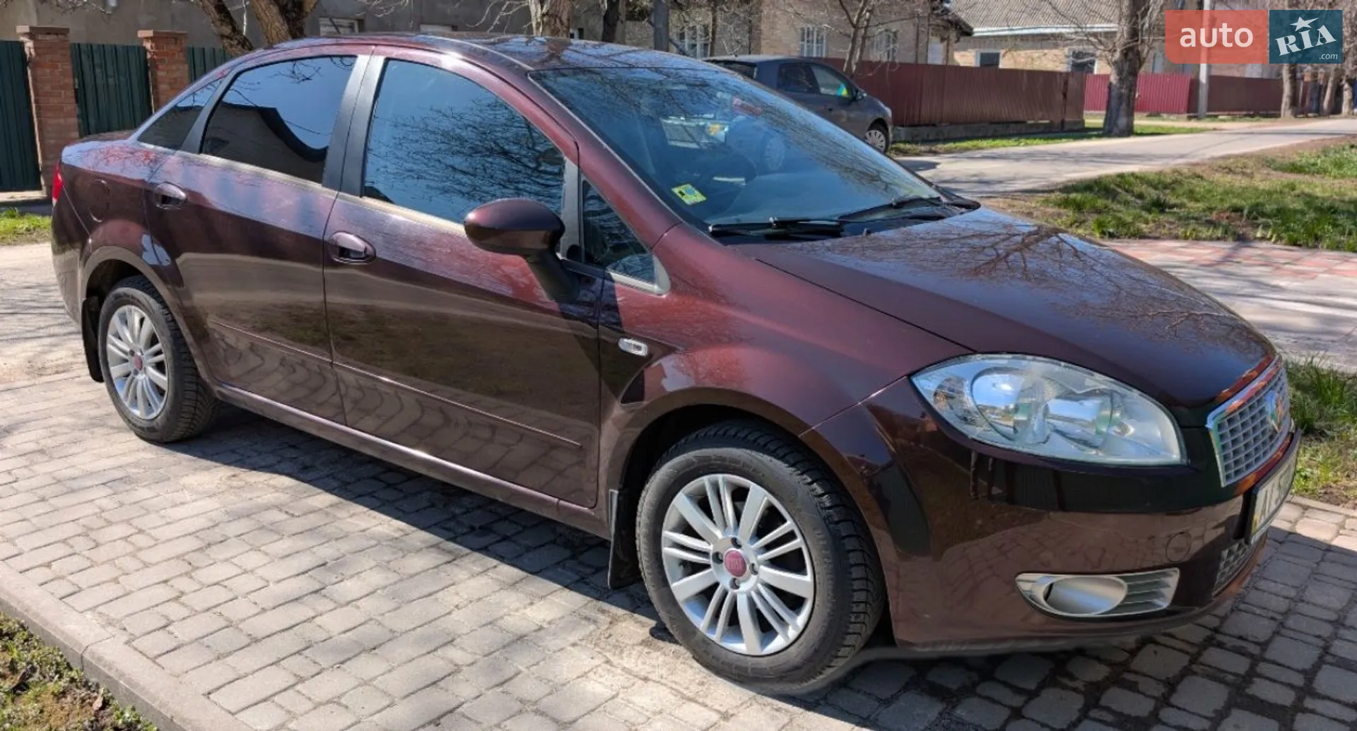 2011 Fiat Linea - мініатюра 12