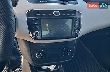 Седан Fiat Linea 2013 в Турке