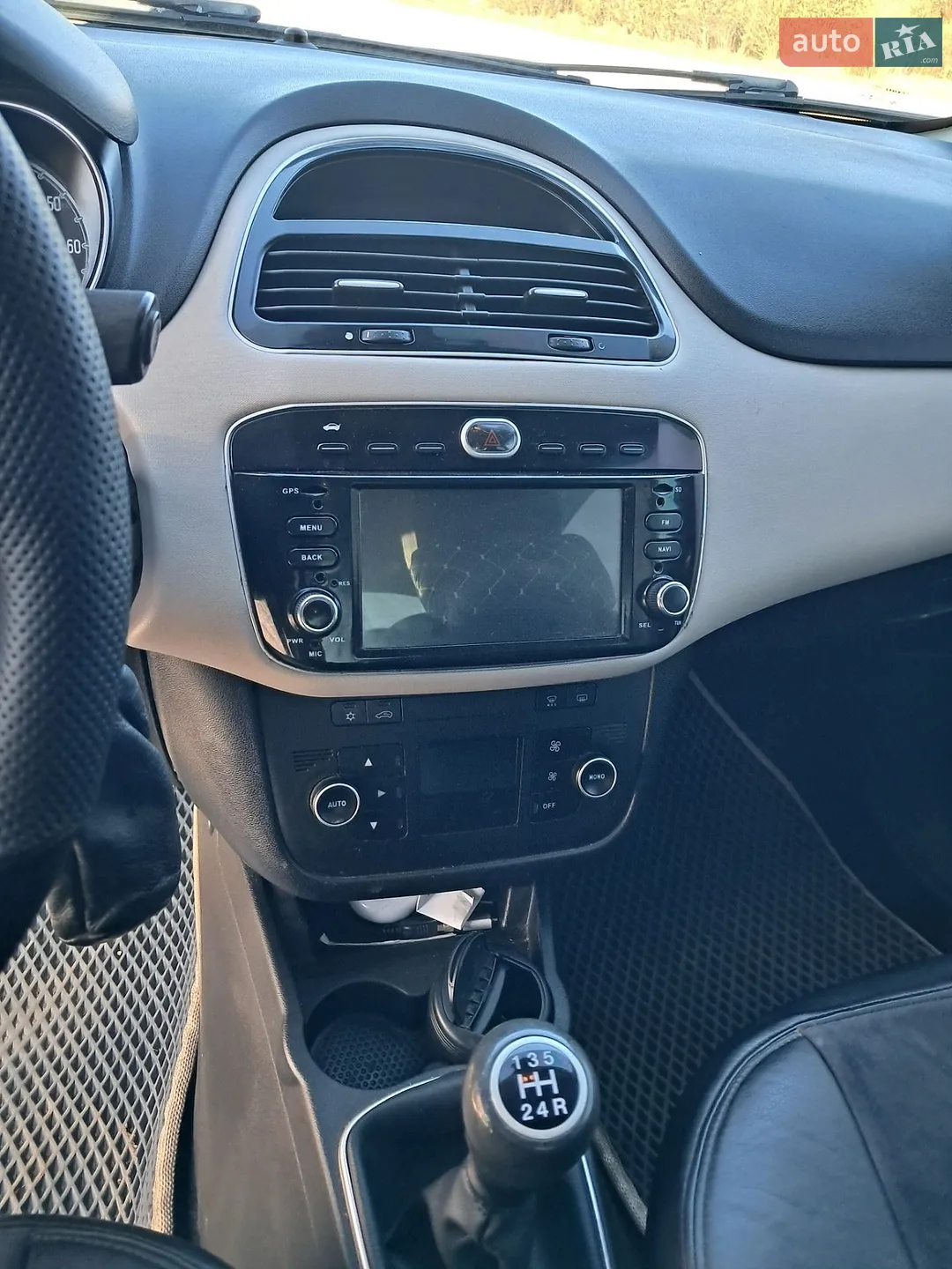 2013 Fiat Linea - мініатюра 8