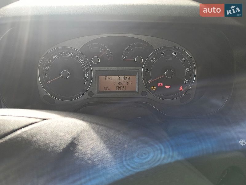 Седан Fiat Linea 2012 в Киеве