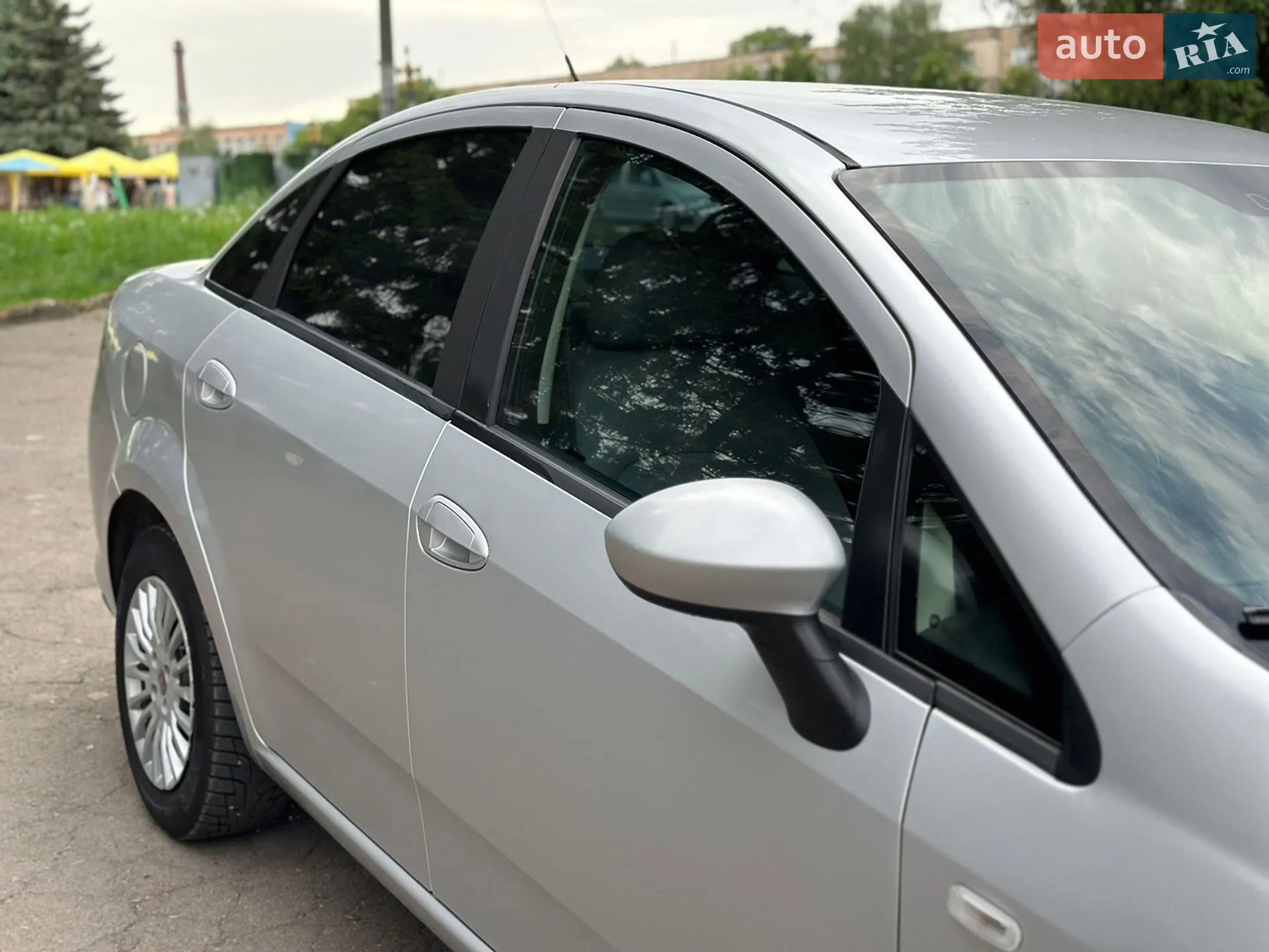 2015 Fiat Linea - мініатюра 18