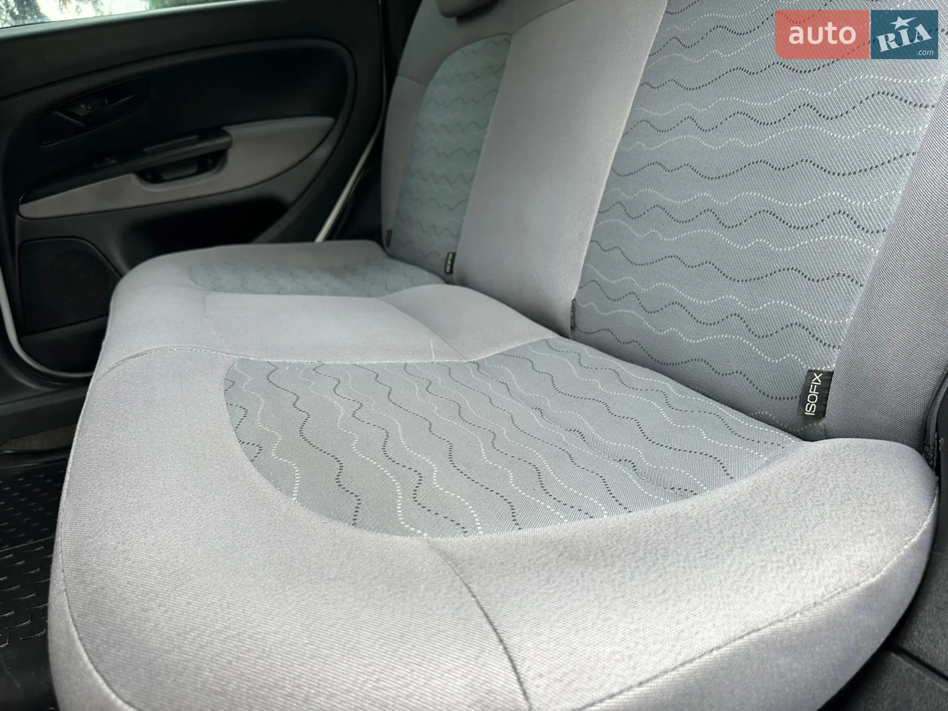 2015 Fiat Linea - мініатюра 39