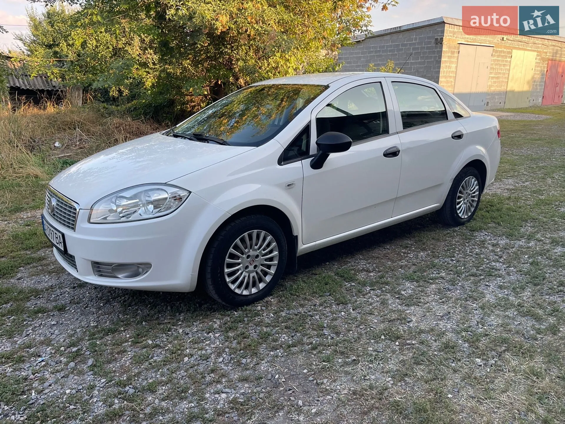 2012 Fiat Linea - фото 1