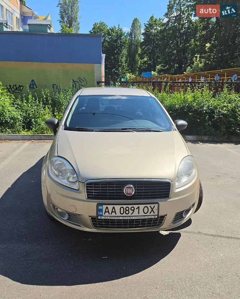 2013 Fiat Linea - мініатюра 13