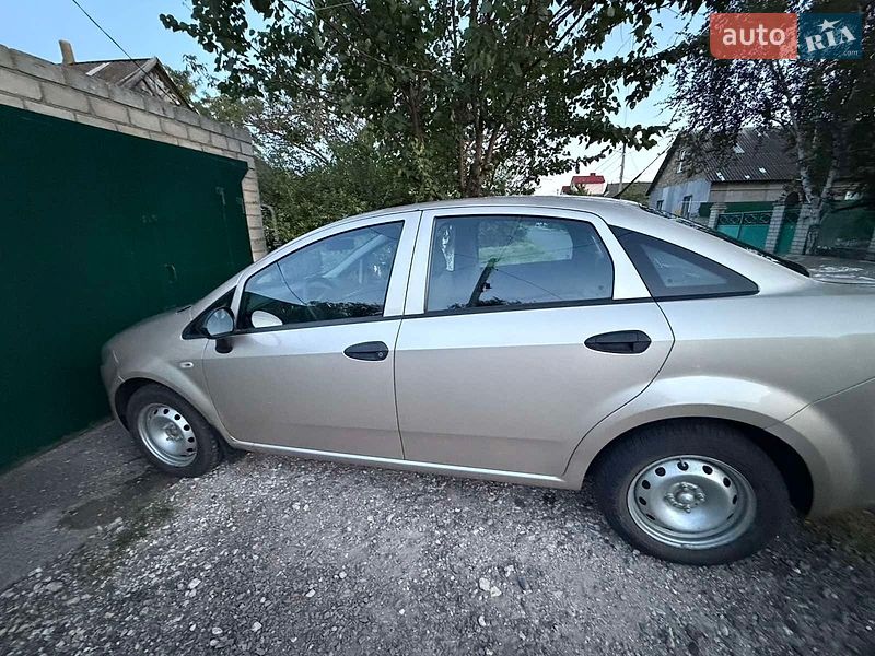 Седан Fiat Linea 2012 в Николаеве фото 2 Седан Fiat Linea 2012 в Николаеве