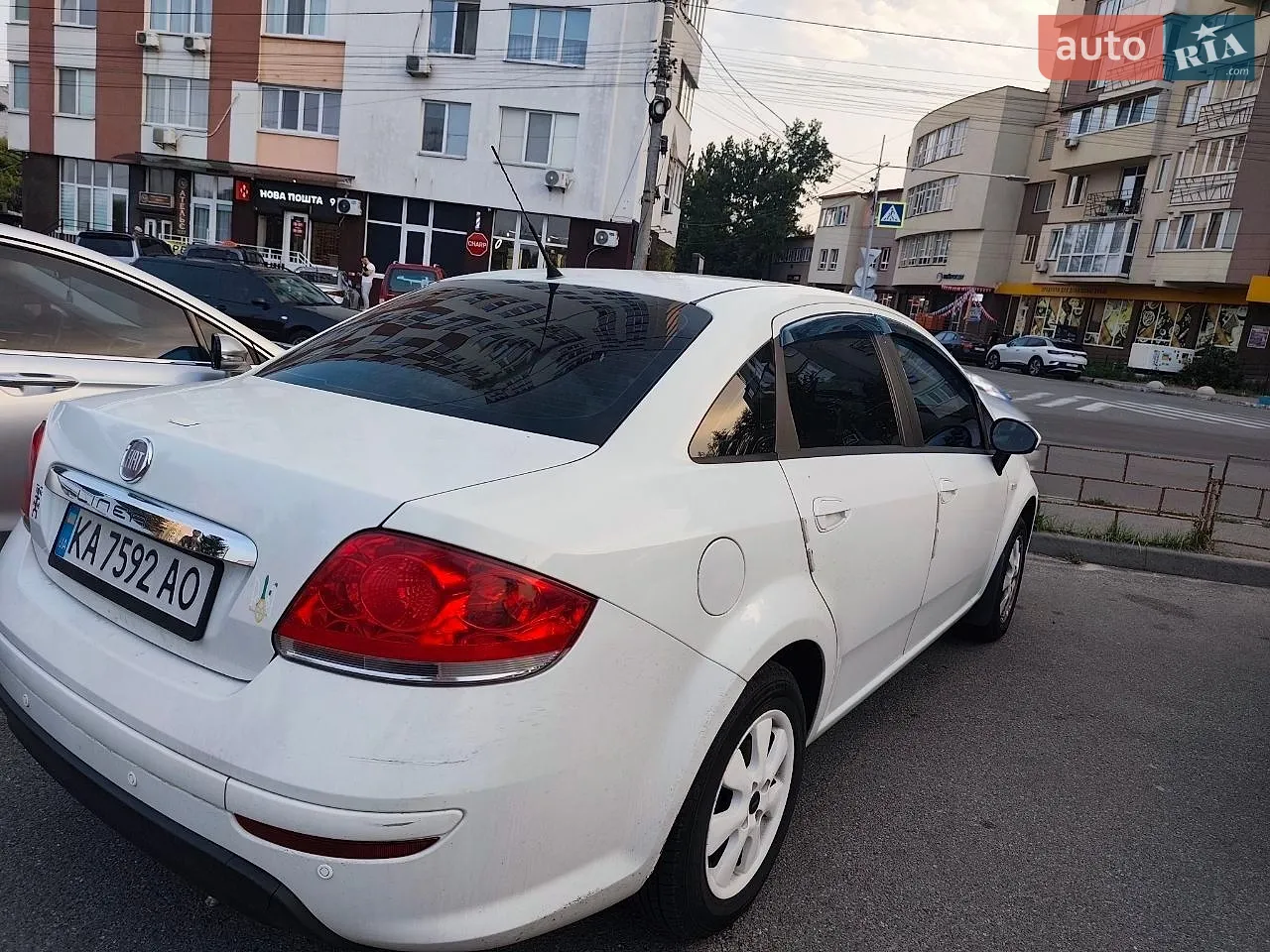 2013 Fiat Linea - мініатюра 21
