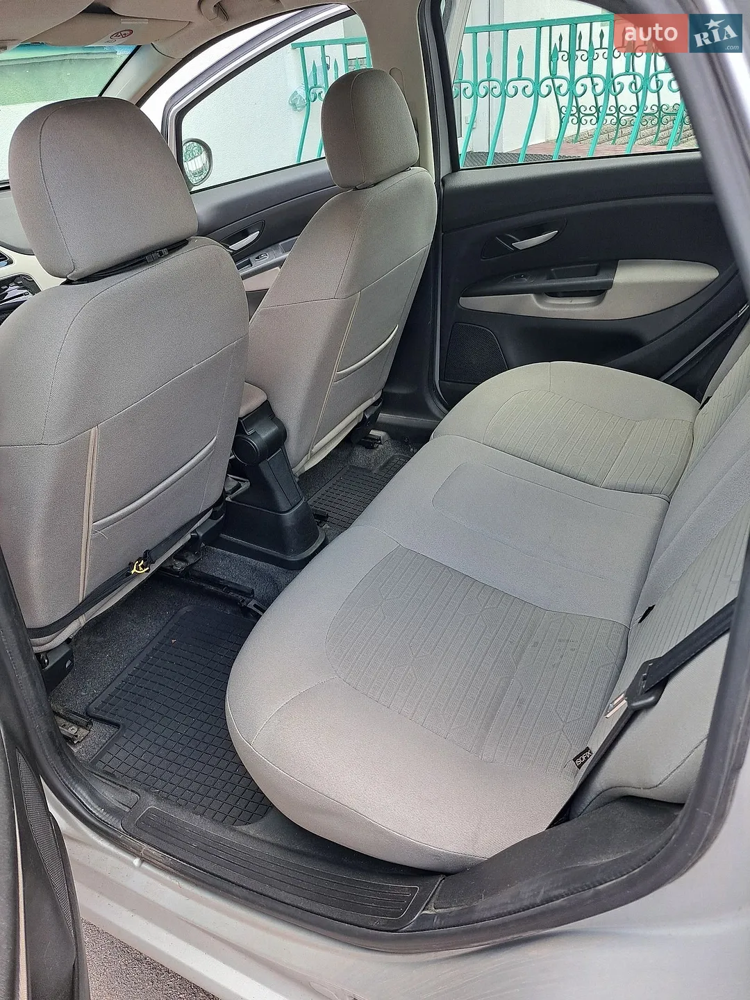 2013 Fiat Linea - мініатюра 8