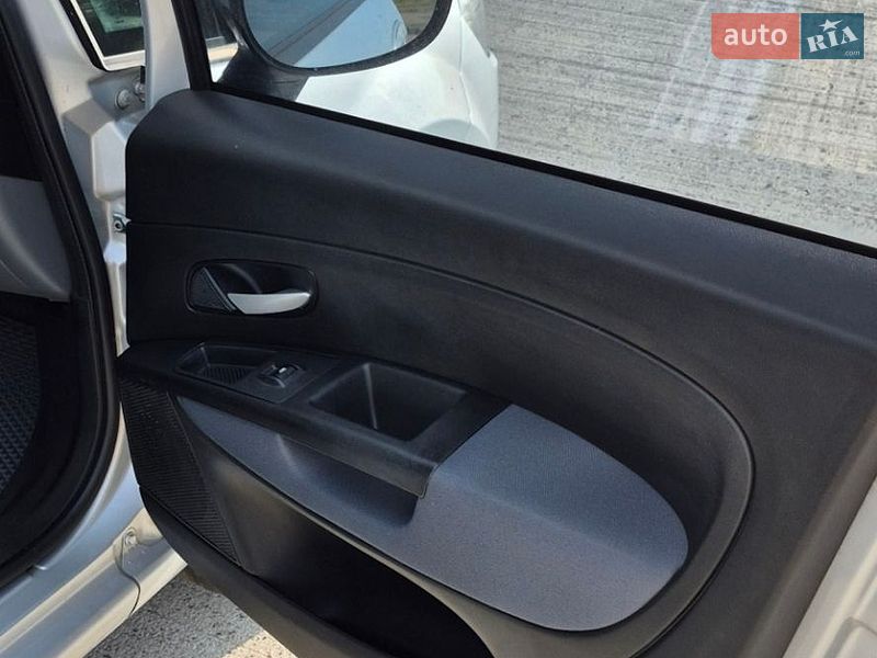 Седан Fiat Linea 2009 в Вознесенську