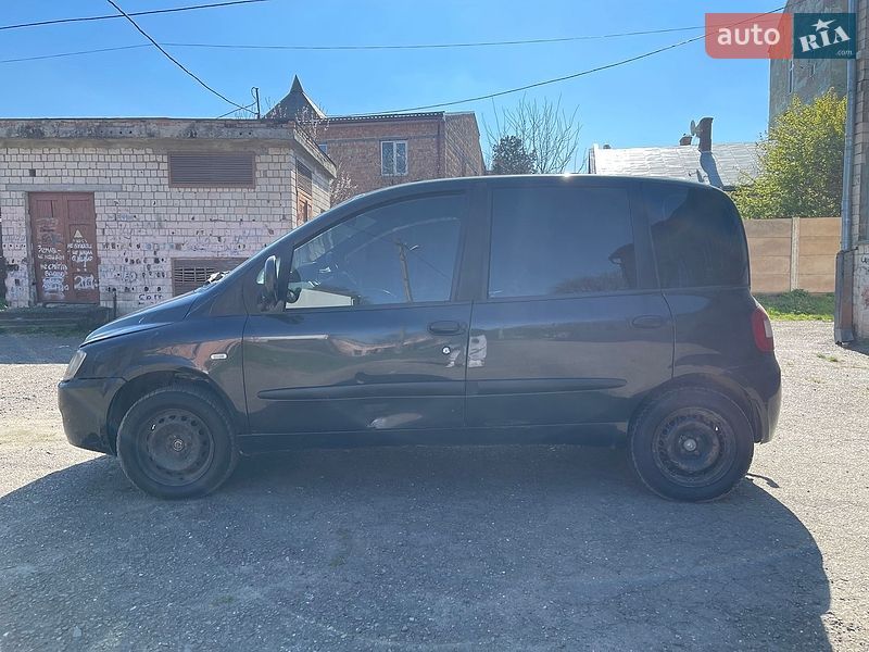 Микровэн Fiat Multipla 2004 в Черновцах