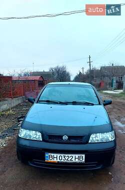 Хэтчбек Fiat Palio 2003 в 