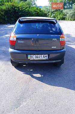 Хэтчбек Fiat Palio 2003 в 