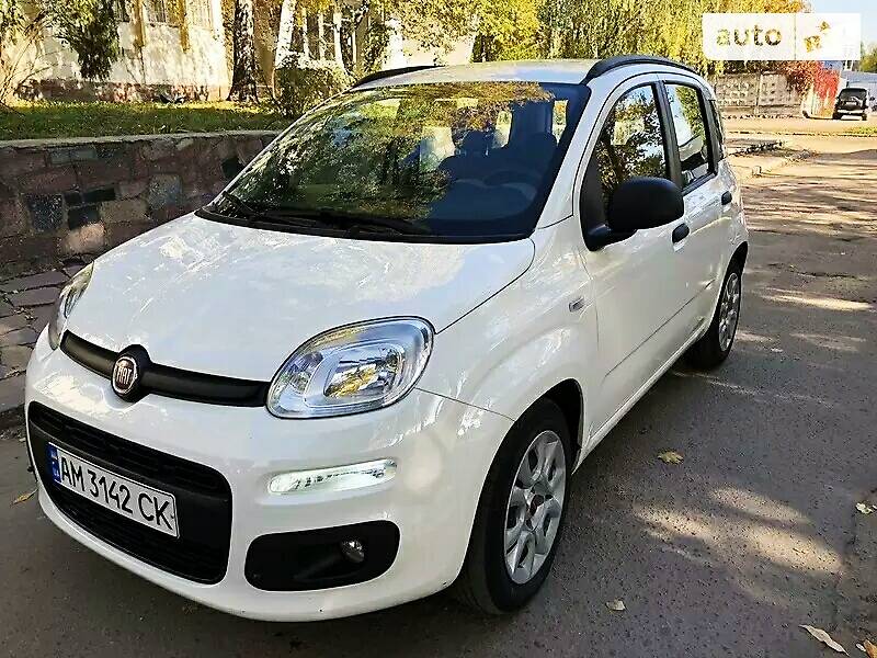 Седан Fiat Panda 2012 в Киеве