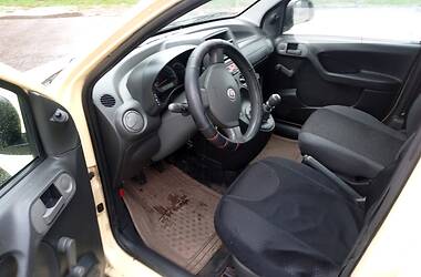 Хэтчбек Fiat Panda 2010 в 