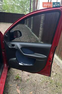 Хэтчбек Fiat Panda 2010 в Киеве