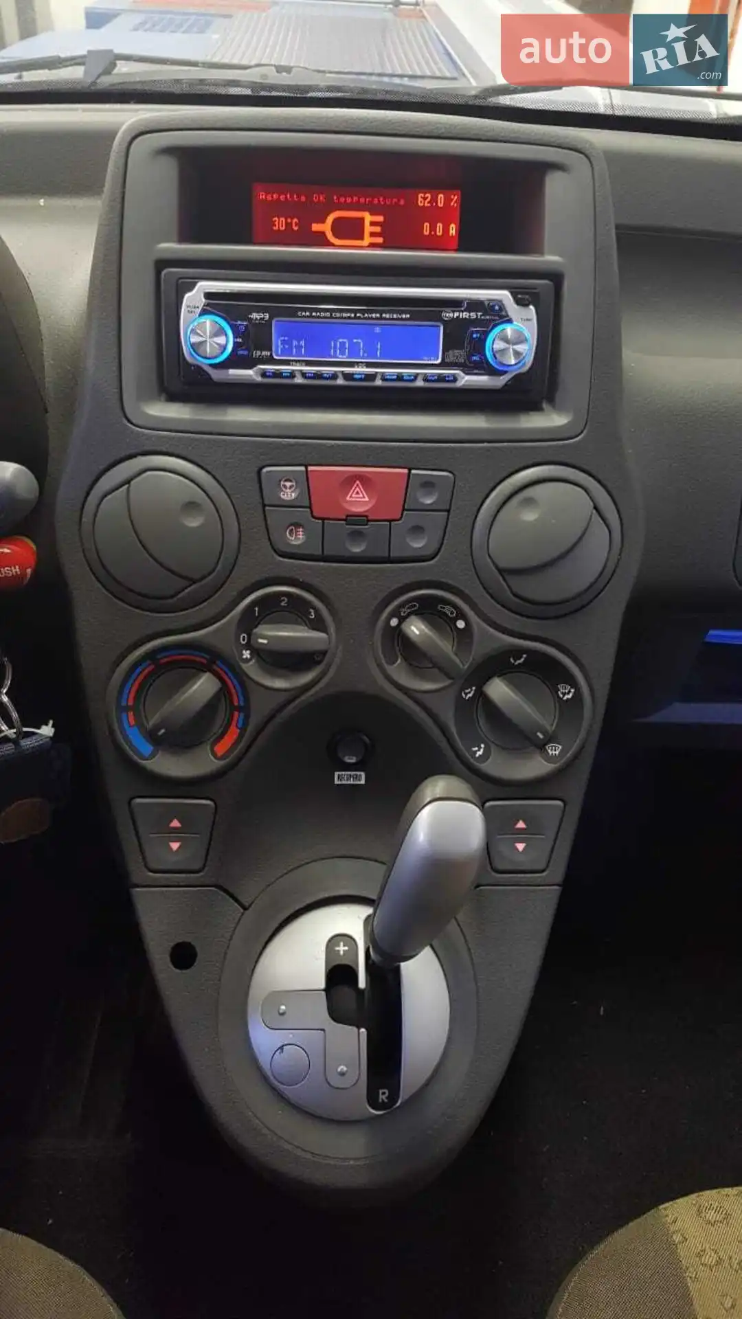 2012 Fiat Panda - мініатюра 6