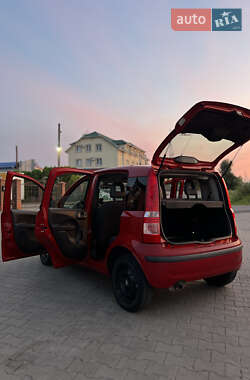 Хэтчбек Fiat Panda 2005 в 