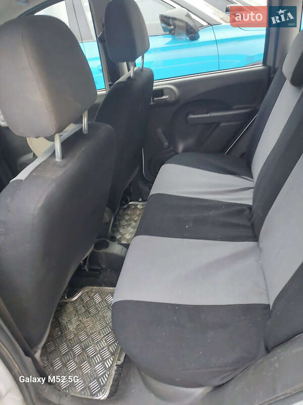 Хэтчбек Fiat Panda 2009 в Святопетровское фото 6 Хэтчбек Fiat Panda 2009 в Святопетровское