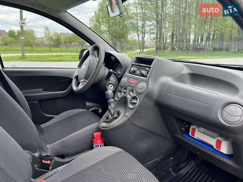 Хэтчбек Fiat Panda 2011 в Ивано-Франковске