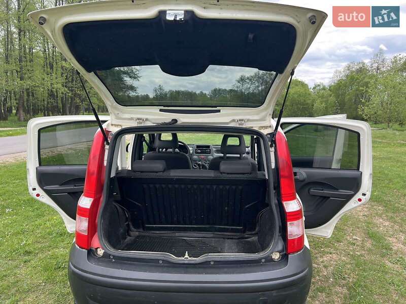 Хэтчбек Fiat Panda 2011 в Ивано-Франковске