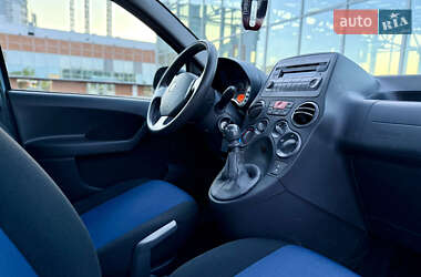 Хетчбек Fiat Panda 2010 в 
