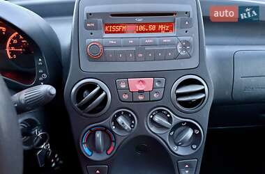 Хэтчбек Fiat Panda 2010 в 