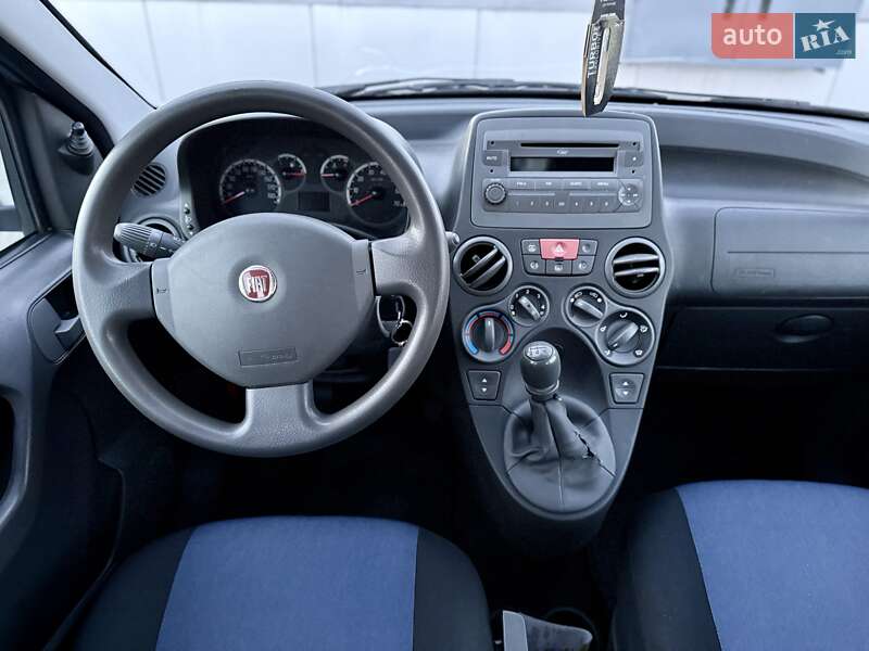 Хэтчбек Fiat Panda 2010 в Конотопе